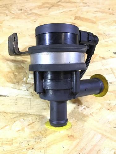 Zusatzwasserpumpe VW Touareg I (7L) 7L0965561 Bild Zusatzwasserpumpe VW Touareg I (7L) 7L0965561