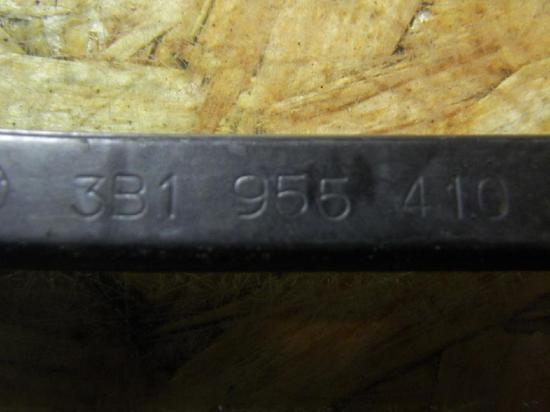 Wischerarm rechts vorne VW Passat B5 Variant (3B5) 3B1955410 Bild Wischerarm rechts vorne VW Passat B5 Variant (3B5) 3B1955410