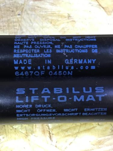 Heckklappendämpfer FORD Focus Turnier (DNW) Bild Heckklappendämpfer FORD Focus Turnier (DNW)