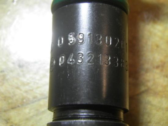 Einspritzdüse VW Passat B5 Variant (3B5) 059130201E Bild Einspritzdüse VW Passat B5 Variant (3B5) 059130201E