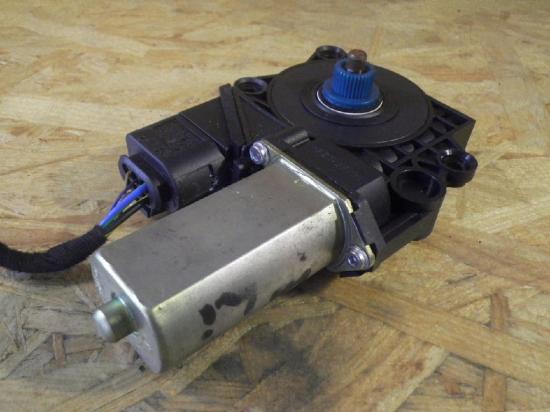 Motor Fensterheber links hinten BMW 1er (E87) 71002603 Bild Motor Fensterheber links hinten BMW 1er (E87) 71002603