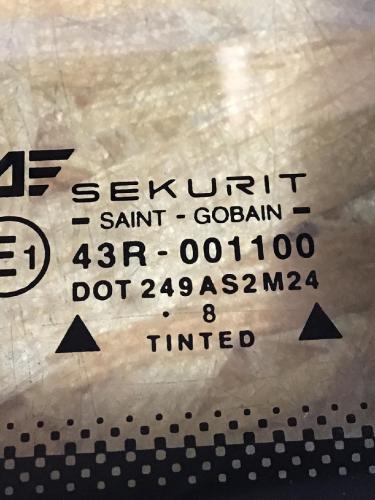 Dreieckscheibe links VW Sharan (7M) Bild Dreieckscheibe links VW Sharan (7M)