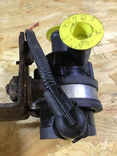 Zusatzwasserpumpe VW Touareg I (7L) 7L0965561 Bild Zusatzwasserpumpe VW Touareg I (7L) 7L0965561