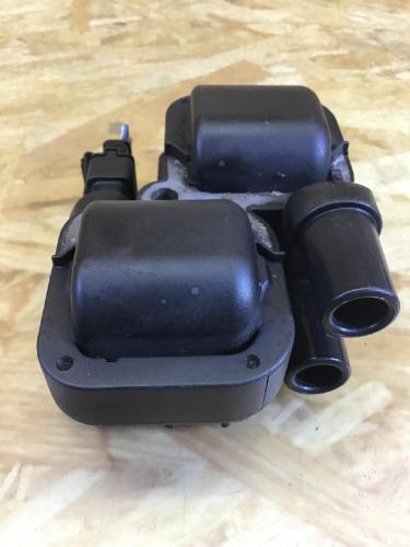 Zündspule MERCEDES-BENZ E-Klasse (W210) A0001587303 Bild Zündspule MERCEDES-BENZ E-Klasse (W210) A0001587303
