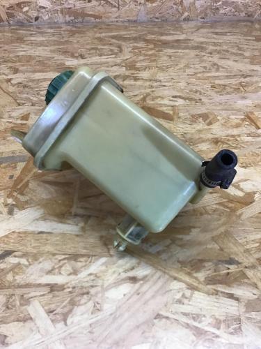 Behälter Servolenköl AUDI 80 (8C, B4) 8A0422373C Bild Behälter Servolenköl AUDI 80 (8C, B4) 8A0422373C