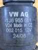 Scheibenwaschanlagenpumpe VW Sharan (7M) 1J6955651 Bild Scheibenwaschanlagenpumpe VW Sharan (7M) 1J6955651