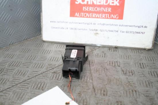 Schalter für Warnblinker VW Polo IV (9N) 6Q0953235A Bild Schalter für Warnblinker VW Polo IV (9N) 6Q0953235A