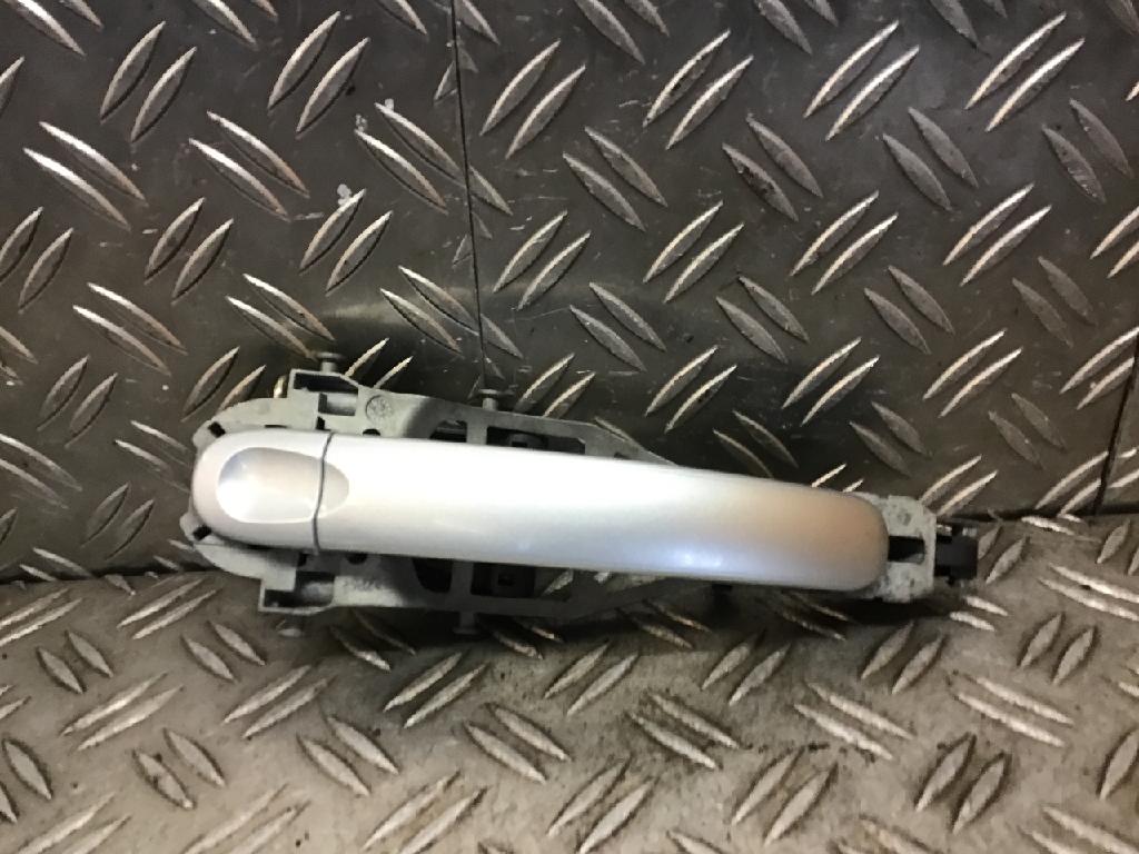 Türgriff rechts hinten VW Jetta III (1K2) 1K0837886