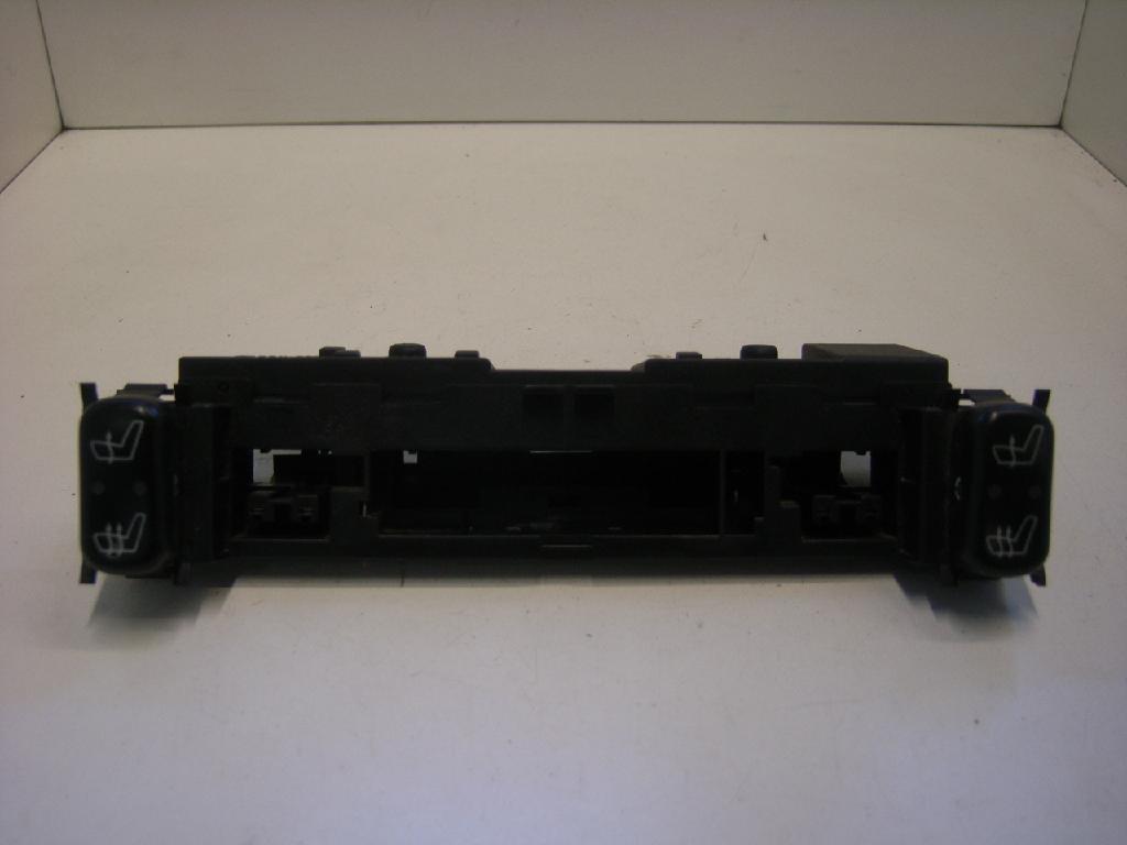Schalter für Sitzheizung MERCEDES-BENZ E-Klasse Kombi (S210) 2108200151 Bild Schalter für Sitzheizung MERCEDES-BENZ E-Klasse Kombi (S210) 2108200151