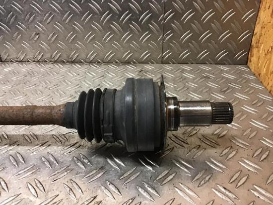 Antriebswelle/Gelenkwelle (ABS) links hinten MERCEDES-BENZ C-Klasse (W2 Bild Antriebswelle/Gelenkwelle (ABS) links hinten MERCEDES-BENZ C-Klasse (W2