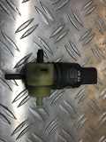 Waschwasserpumpe für Scheinwerferreinigung VW Transporter T5 Bus 1K695565