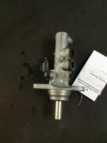 Hauptbremszylinder VW Polo V (6R, 6C) 6R1611019D Bild Hauptbremszylinder VW Polo V (6R, 6C) 6R1611019D