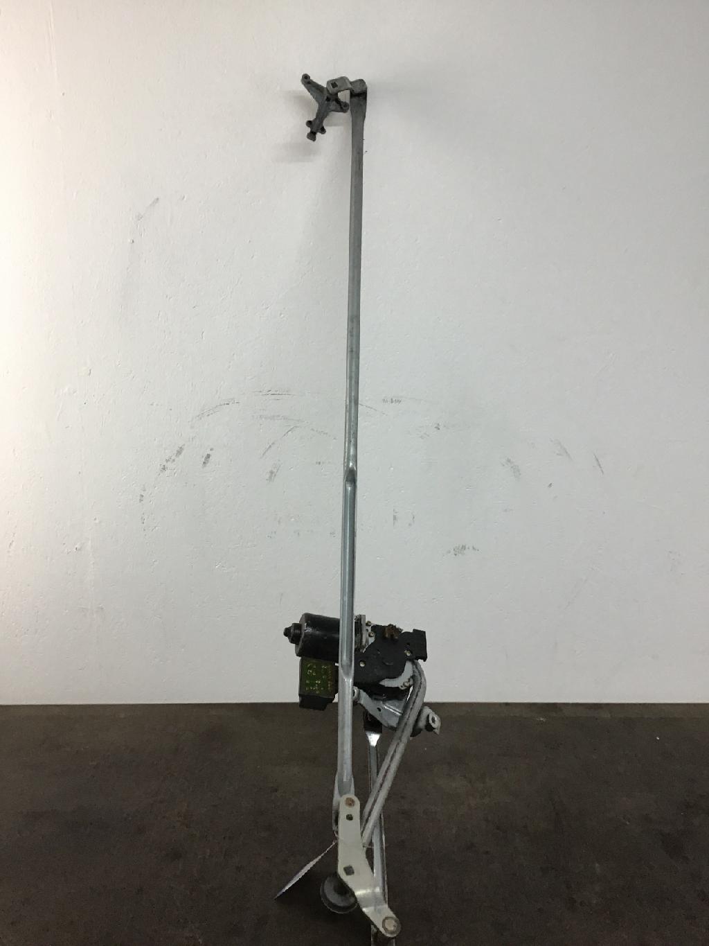 Wischermotor vorne MERCEDES-BENZ A-Klasse (W168) A1688200242 Bild Wischermotor vorne MERCEDES-BENZ A-Klasse (W168) A1688200242