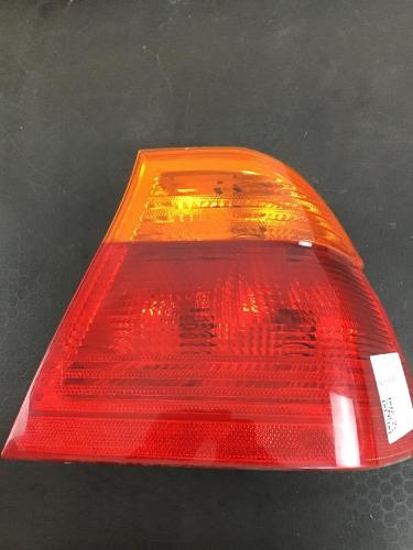 Rückleuchte außen rechts BMW 3er (E46) 63218364922 Bild Rückleuchte außen rechts BMW 3er (E46) 63218364922