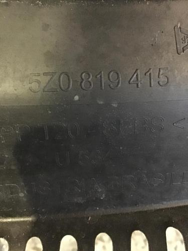 Windlauf VW Fox Schrägheck (5Z) 5Z0819415 Bild Windlauf VW Fox Schrägheck (5Z) 5Z0819415