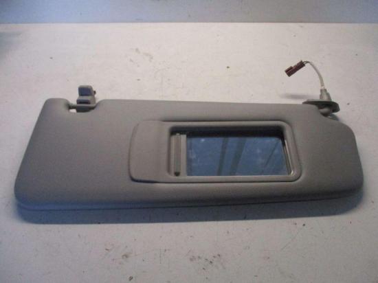 Sonnenblende rechts leichte Kratzer BMW 3 TOURING (E91) 320D 130 KW 6905983 13556004 Bild Sonnenblende rechts leichte Kratzer BMW 3 TOURING (E91) 320D 130 KW 6905983 13556004