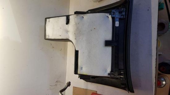 Handschuhfach grau SAAB 9-3 (YS3F) 2.0 T 154 KW 12789300 Bild Handschuhfach grau SAAB 9-3 (YS3F) 2.0 T 154 KW 12789300