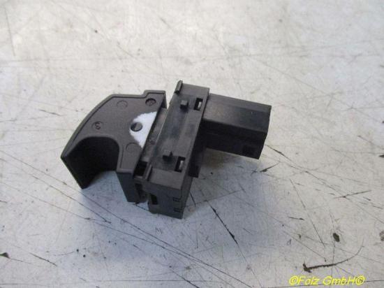 Schalter Tankklappe VW GOLF V (1K1) 1.9 TDI 77 KW 7L6959833A Bild Schalter Tankklappe VW GOLF V (1K1) 1.9 TDI 77 KW 7L6959833A