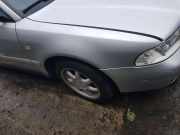 Kotflügel rechts Silbergrau LY7W AUDI A4 (8D2, B5) 1.9 TDI 85 KW 8D0821106M