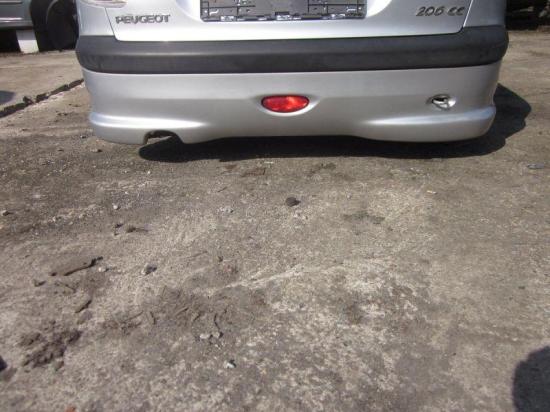 Stoßstange hinten Aluminiumgrau EZR Kratzer siehe Foto PEUGEOT 206 CC (2D) 1.6 16V 80 KW 7410L6 Bild Stoßstange hinten Aluminiumgrau EZR Kratzer siehe Foto PEUGEOT 206 CC (2D) 1.6 16V 80 KW 7410L6
