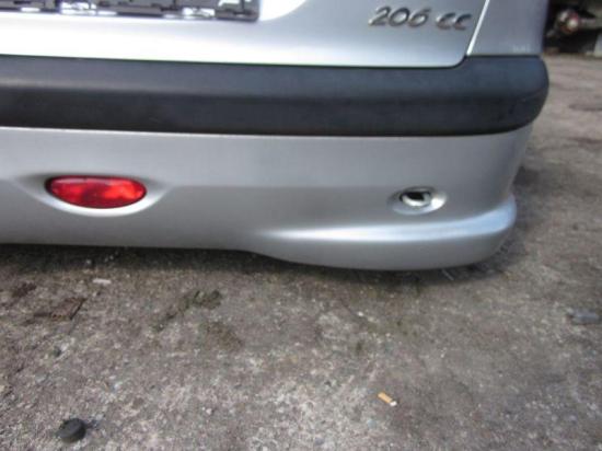 Stoßstange hinten Aluminiumgrau EZR Kratzer siehe Foto PEUGEOT 206 CC (2D) 1.6 16V 80 KW 7410L6 Bild Stoßstange hinten Aluminiumgrau EZR Kratzer siehe Foto PEUGEOT 206 CC (2D) 1.6 16V 80 KW 7410L6
