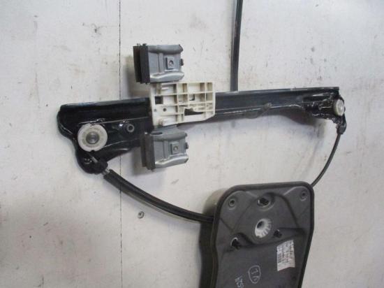 Fensterheber manuell links vorn EFH elektrisch SKODA FABIA COMBI (545) 1.2 TSI 63 KW 5J1837401K Bild Fensterheber manuell links vorn EFH elektrisch SKODA FABIA COMBI (545) 1.2 TSI 63 KW 5J1837401K