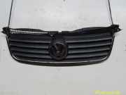 Kühlergrill VW PASSAT VARIANT (3B6) 1.6 75 KW 3B0853651L