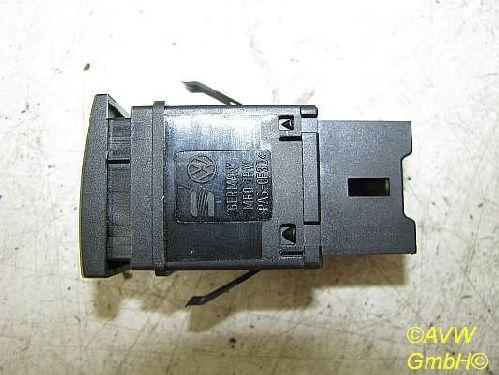 Schalter Warnblinker VW POLO (9N_) 1.2 40 KW 6Q0953235A Bild Schalter Warnblinker VW POLO (9N_) 1.2 40 KW 6Q0953235A