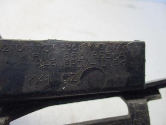 Blende Nebelscheinwerfer links Kratzer siehe Bild SKODA FABIA COMBI (545) 1.2 TSI 63 KW 5J0853665A Bild Blende Nebelscheinwerfer links Kratzer siehe Bild SKODA FABIA COMBI (545) 1.2 TSI 63 KW 5J0853665A