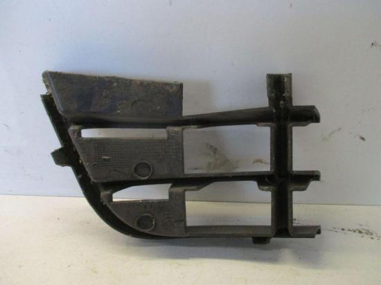 Blende Nebelscheinwerfer links Kratzer siehe Bild SKODA FABIA COMBI (545) 1.2 TSI 63 KW 5J0853665A Bild Blende Nebelscheinwerfer links Kratzer siehe Bild SKODA FABIA COMBI (545) 1.2 TSI 63 KW 5J0853665A