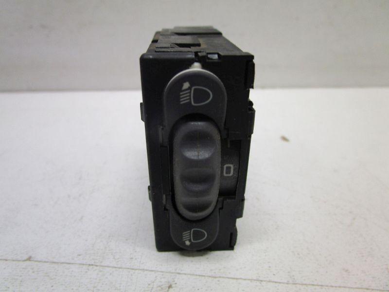 Schalter Leuchtweitenregelung RENAULT CLIO II (BB0/1/2_, CB0/1/2_) 1 43 KW 7700410134 Bild Schalter Leuchtweitenregelung RENAULT CLIO II (BB0/1/2_, CB0/1/2_) 1 43 KW 7700410134