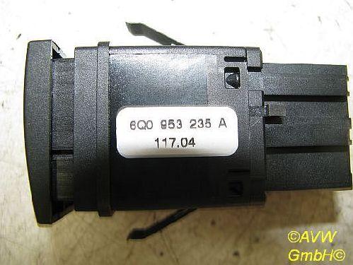 Schalter Warnblinker VW POLO (9N_) 1.2 40 KW 6Q0953235A Bild Schalter Warnblinker VW POLO (9N_) 1.2 40 KW 6Q0953235A