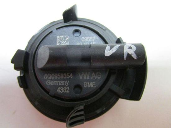 Aufprallsensor Crashsensor VW GOLF SPORTSVAN (AM1) 2.0 TDI 110 KW 5Q0959354 Bild Aufprallsensor Crashsensor VW GOLF SPORTSVAN (AM1) 2.0 TDI 110 KW 5Q0959354