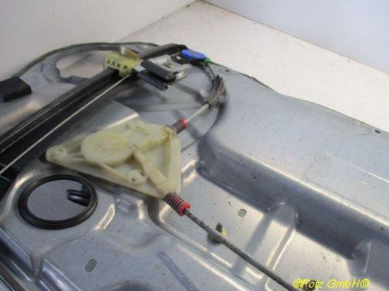 Fensterheber manuell rechts 2-Türer Beschädigt siehe Bild VW POLO (9N_) 1.4 16V 55 KW 6Q3837402S Bild Fensterheber manuell rechts 2-Türer Beschädigt siehe Bild VW POLO (9N_) 1.4 16V 55 KW 6Q3837402S