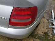 Rückfahrleuchte Rückleuchte rechts mit Lampenträger AUDI A4 (8D2, B5) 1.9 TDI 85 KW 8D0945096G