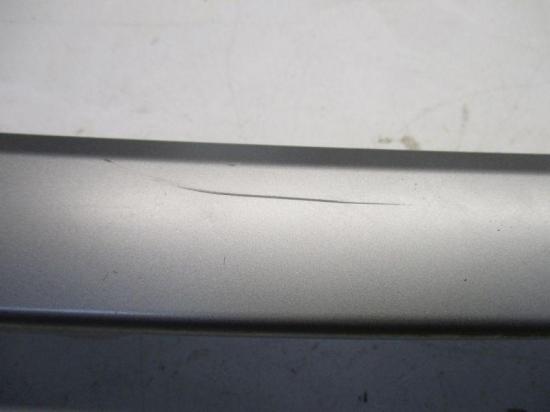 Zierleiste Tür rechts vorn Silber Kratzer siehe Bild BMW 3 TOURING (E91) 320D 130 KW 7121474 528506 Bild Zierleiste Tür rechts vorn Silber Kratzer siehe Bild BMW 3 TOURING (E91) 320D 130 KW 7121474 528506