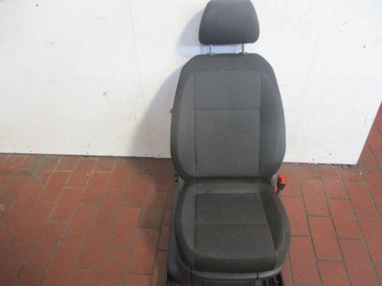 Sitz rechts vorn Ausstattung BB SKODA FABIA COMBI (545) 1.2 TSI 63 KW 5J4881022LA Bild Sitz rechts vorn Ausstattung BB SKODA FABIA COMBI (545) 1.2 TSI 63 KW 5J4881022LA