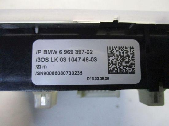 Innenleuchte vorne leichte Kratzer BMW 3 TOURING (E91) 320D 130 KW 6969397 Bild Innenleuchte vorne leichte Kratzer BMW 3 TOURING (E91) 320D 130 KW 6969397