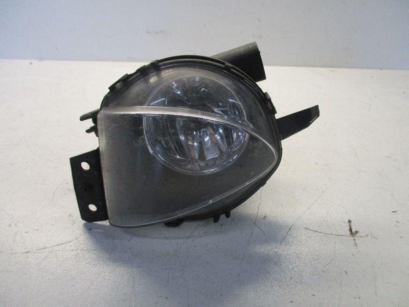Nebelscheinwerfer links vorn leichte Kratzer BMW 3 TOURING (E91) 320D 130 KW 6948373 Bild Nebelscheinwerfer links vorn leichte Kratzer BMW 3 TOURING (E91) 320D 130 KW 6948373