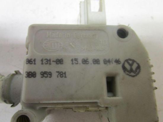 Stellelement Zentralverriegelung Heckklappe SEAT IBIZA III (6K1) 1.9 TDI 66 KW 3B0959781 Bild Stellelement Zentralverriegelung Heckklappe SEAT IBIZA III (6K1) 1.9 TDI 66 KW 3B0959781