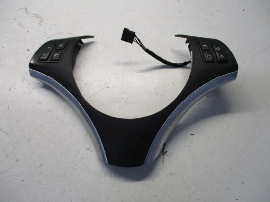 Schalter Multifunktionslenkrad Gebrauchsspuren siehe Bild BMW 3 TOURING (E91) 320D 130 KW 6769894 Bild Schalter Multifunktionslenkrad Gebrauchsspuren siehe Bild BMW 3 TOURING (E91) 320D 130 KW 6769894