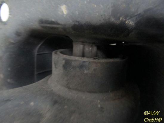 Querlenker rechts hinten VW GOLF V (1K1) 2.0 TDI 16V 103 KW 1K0505226F Bild Querlenker rechts hinten VW GOLF V (1K1) 2.0 TDI 16V 103 KW 1K0505226F