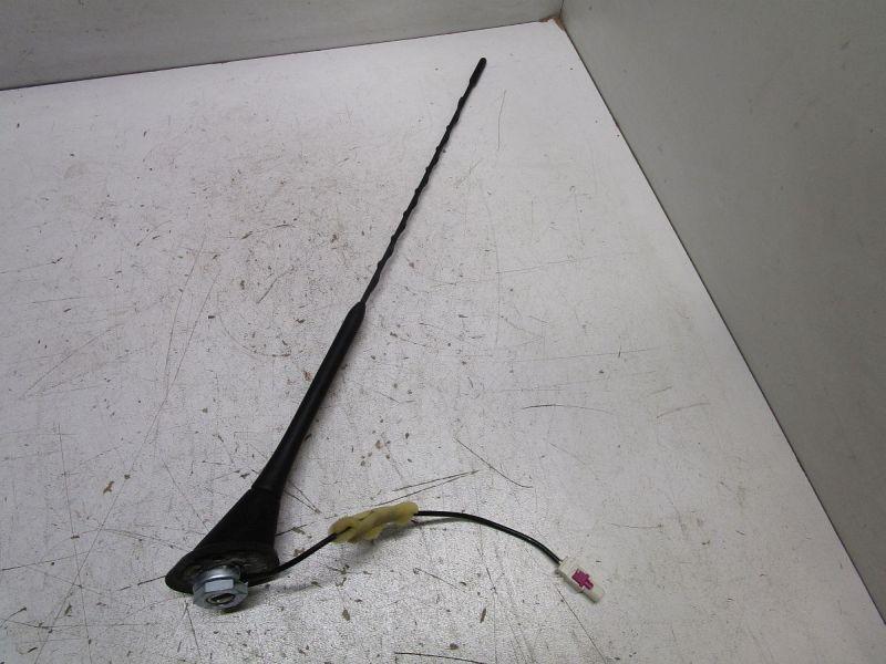 Antenne VW GOLF V (1K1) 1.6 75 KW 1K0035501