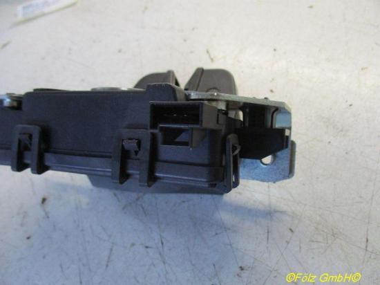 Schloss Heckklappe abdeckung defekt siehe bild OPEL ASTRA H CARAVAN 1.7 CDTI 74 KW 13117285 495058724 Bild Schloss Heckklappe abdeckung defekt siehe bild OPEL ASTRA H CARAVAN 1.7 CDTI 74 KW 13117285 495058724