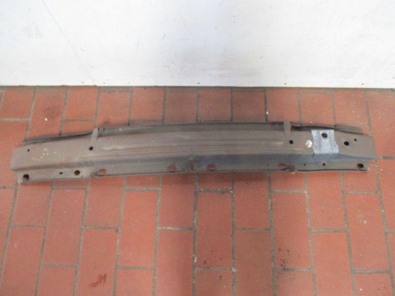 Stoßstangenträger vorne VW POLO COUPE (86C, 80) 1.0 CAT 33 KW 23484 Bild Stoßstangenträger vorne VW POLO COUPE (86C, 80) 1.0 CAT 33 KW 23484