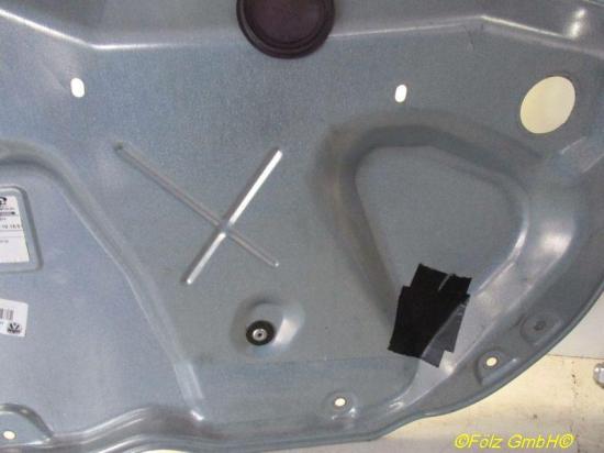 Fensterheber manuell rechts 2-Türer Beschädigt siehe Bild VW POLO (9N_) 1.4 16V 55 KW 6Q3837402S Bild Fensterheber manuell rechts 2-Türer Beschädigt siehe Bild VW POLO (9N_) 1.4 16V 55 KW 6Q3837402S