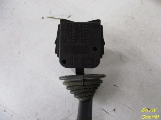 Blinkerschalter OPEL OMEGA A (16_, 17_, 19_) 2.0 I 85 KW 90213325 90228194 44542703 Bild Blinkerschalter OPEL OMEGA A (16_, 17_, 19_) 2.0 I 85 KW 90213325 90228194 44542703