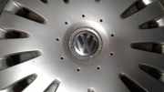 Einzelne Radkappe/ Radeckel 16 Zoll VW Passat 3C/3CC 3C0601147D