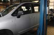 T�R Vorn Links Kia Carens FG