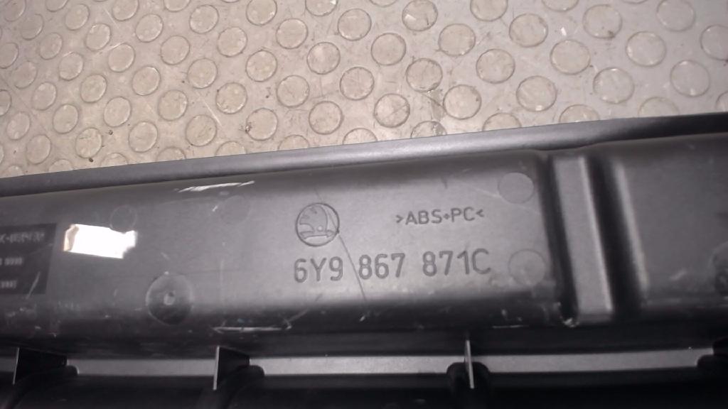 Laderaumabdeckung Skoda Fabia 6Y 6Y9867871C